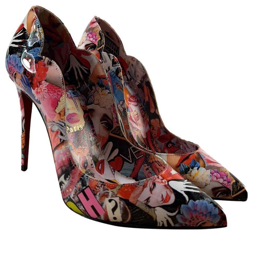 Hot Chick Graphic Xtian collage 100mm Scalloped Classic Pumps E174